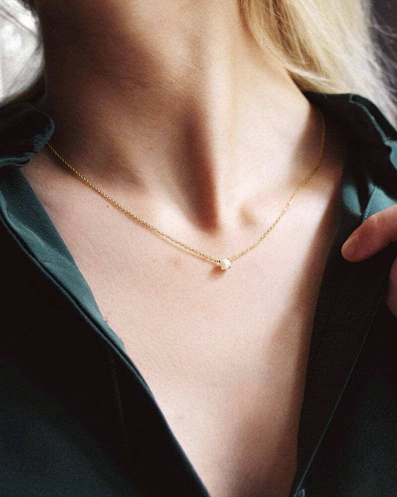 Petite Pearl Necklaces Gold
