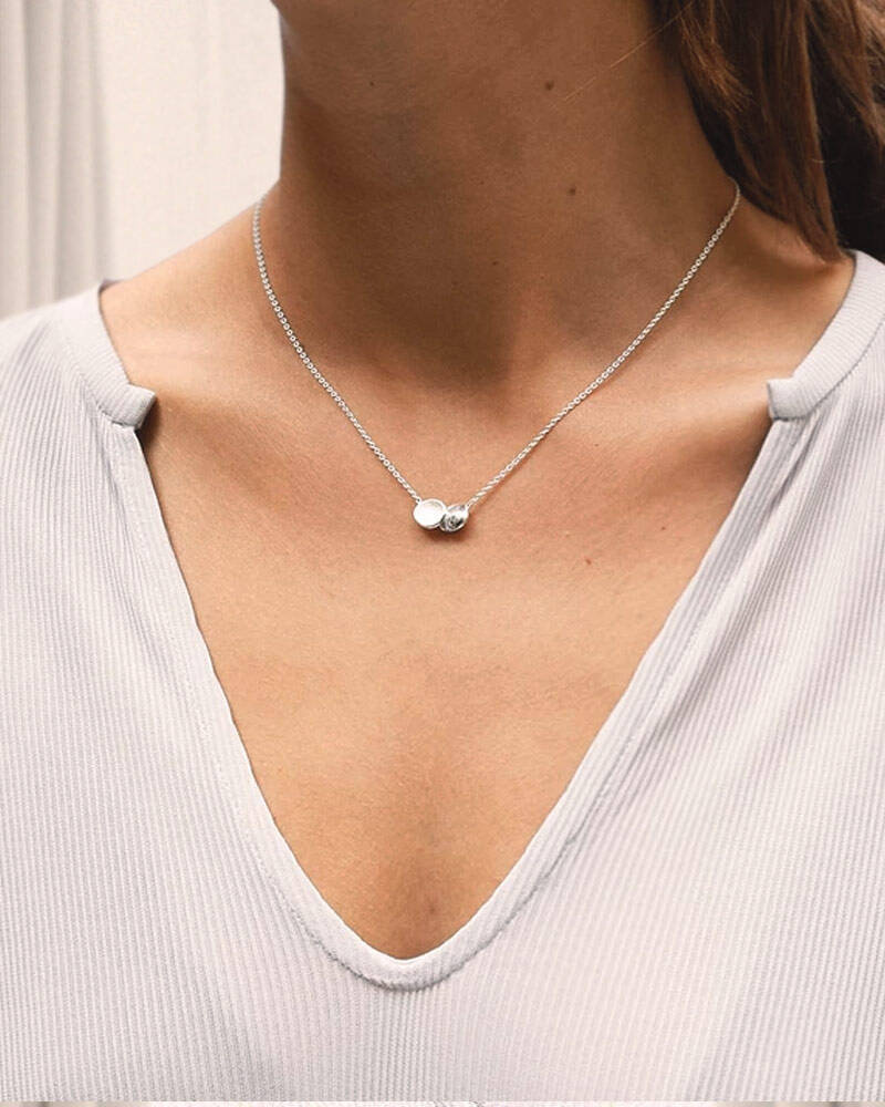 Rocky Shore medium single Necklaces silver